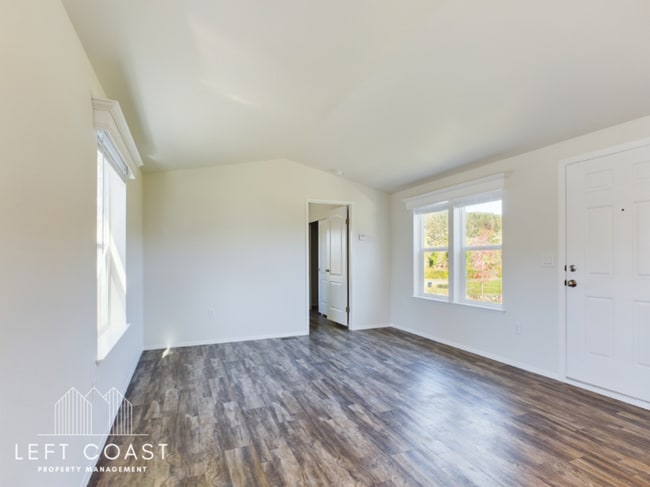 Building Photo - 2368 Salmon River Hwy