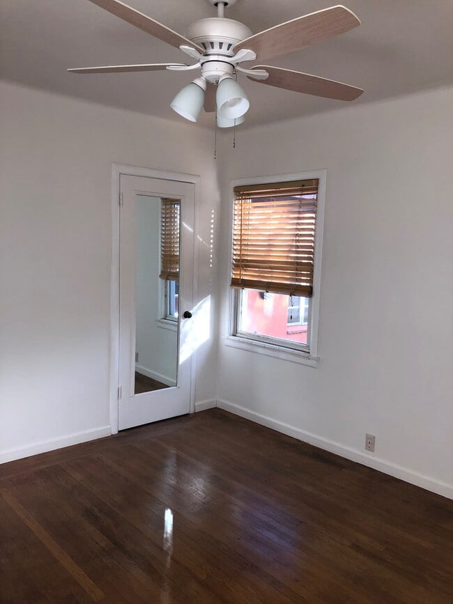 Building Photo - Tahoe Park Cutie! - JUST REDUCED