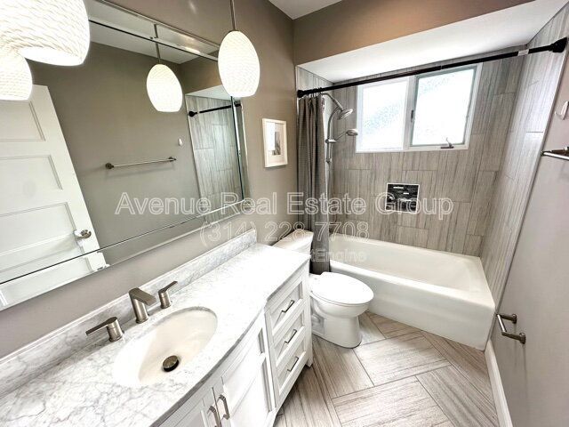 Building Photo - 429 Staines Ct