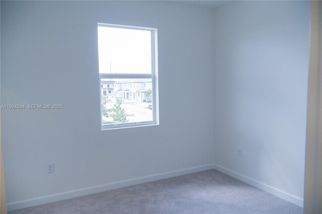 Building Photo - 27651-27155 CT