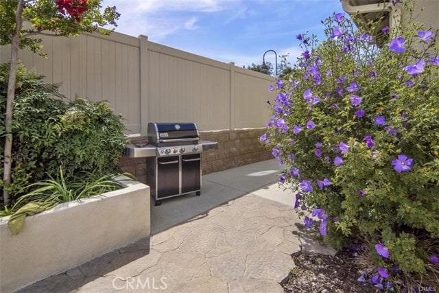 Building Photo - 4944 Princess Dr