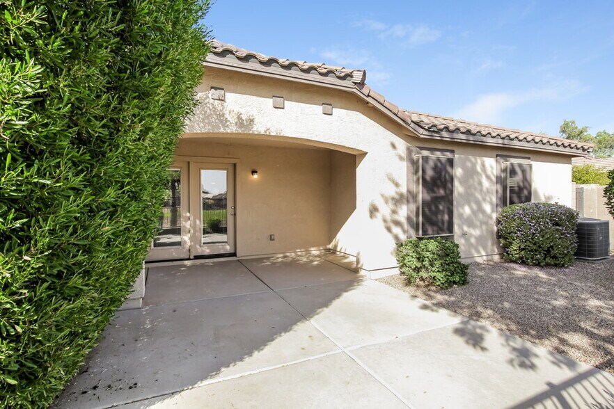 Building Photo - 21942 Creosote Ct