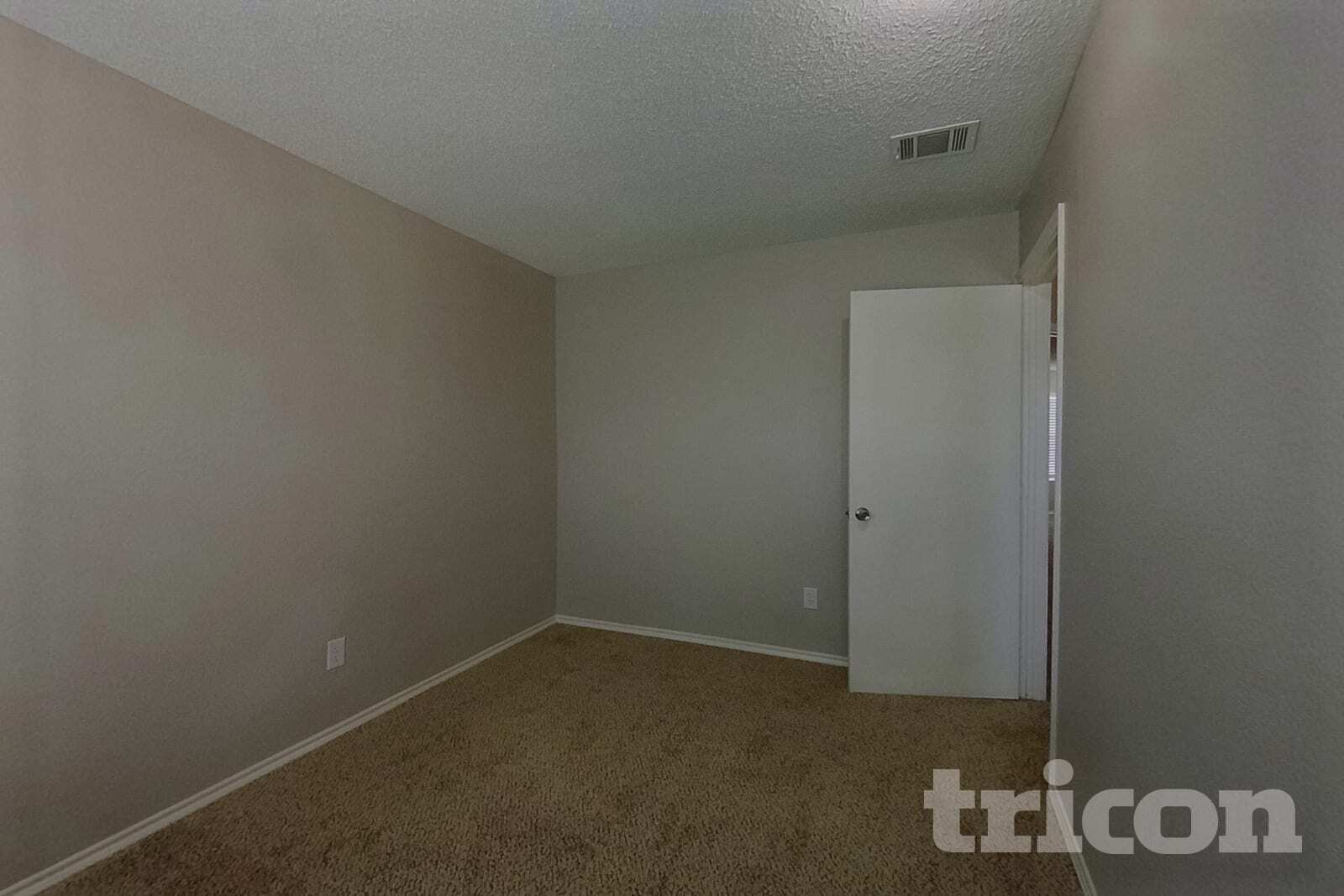 Building Photo - 6209 Winnebago Ct