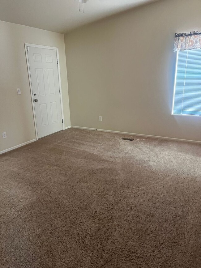 Building Photo - Nice Manufactured Home