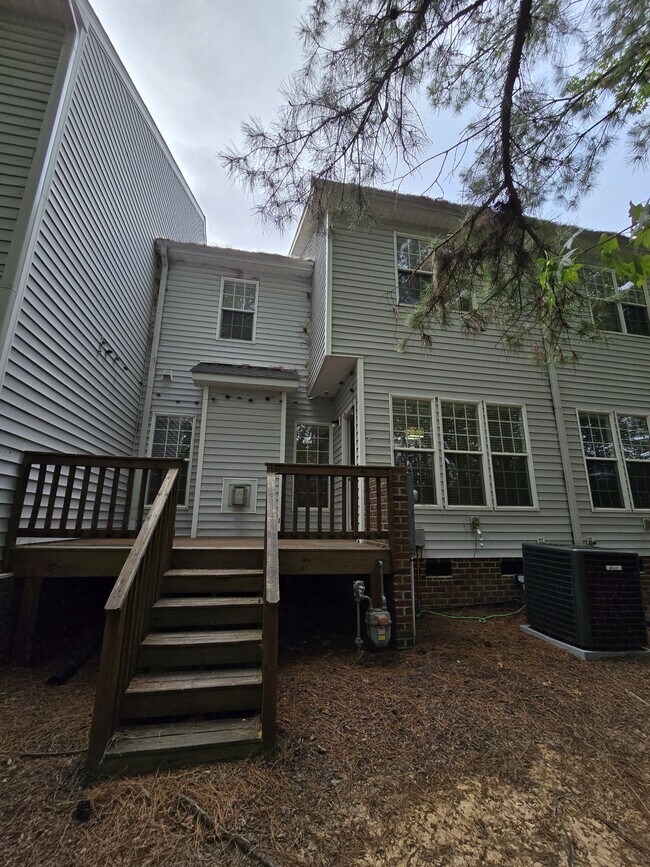 Building Photo - 4333 Flintlock Ln