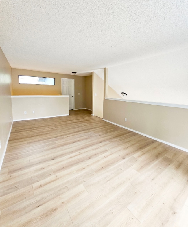 Interior Photo - Orchard Park