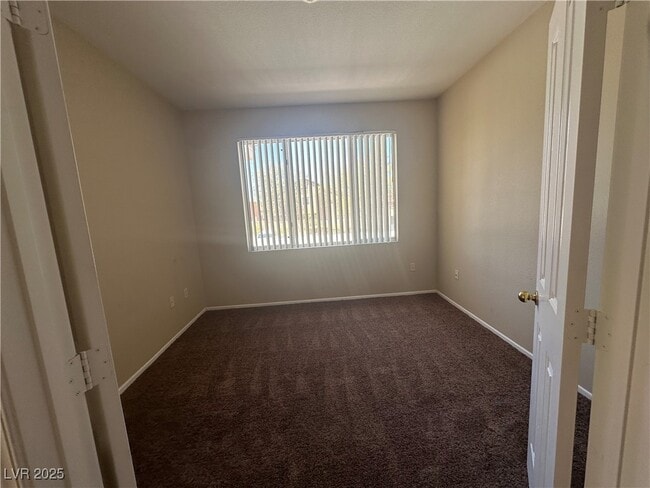 Building Photo - 2900 Sunridge Heights Pkwy