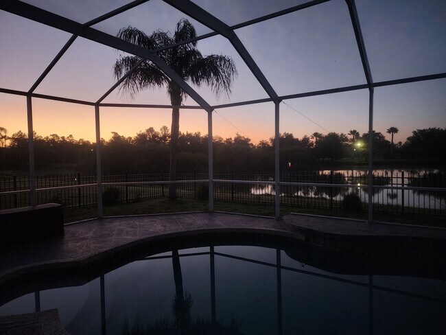 Building Photo - NORTH PORT - Rare Waterfront 4 bedroom pool home Annual/Unfurnished