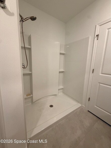 Building Photo - 1707 Colebrook Cir SW