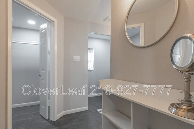 Building Photo - 210 Dumoulin Ave