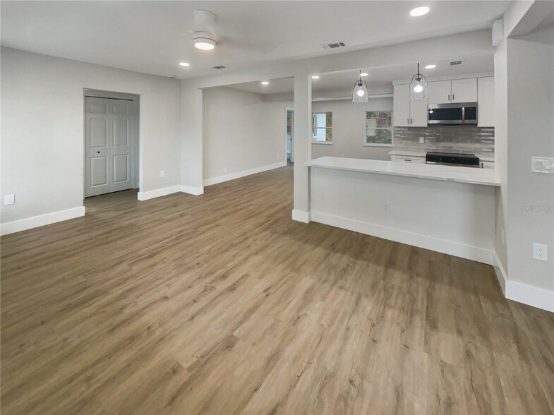 Building Photo - 2642 49th Street N