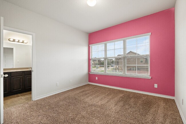Building Photo - 412 Morgan Run