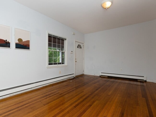 Building Photo - 128 Ashmont St
