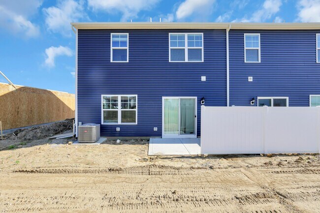 Building Photo - 6302 Marinelli Dr N
