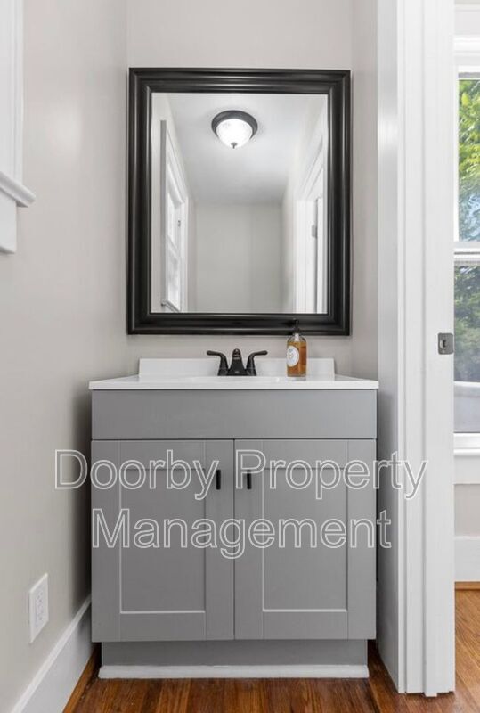 Building Photo - 1411 Marlboro Ave