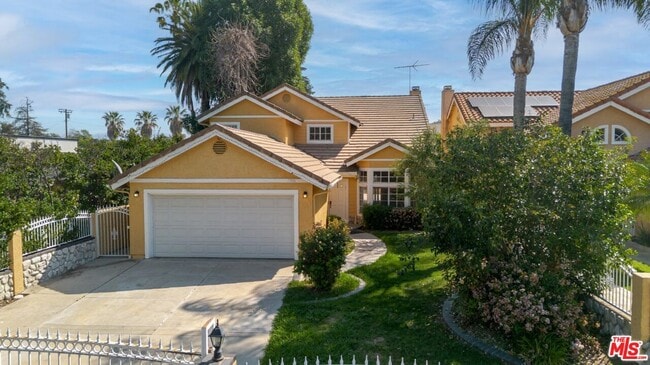 Building Photo - 7306 Newcastle Ave