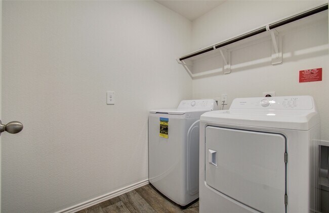 Building Photo - 3803 Zoeys Wy