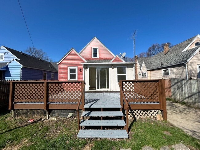 Building Photo - 3510 Wallwerth Dr