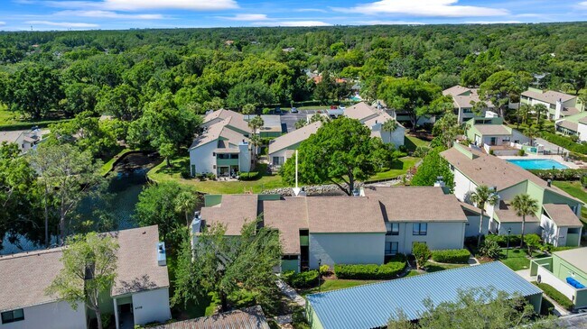Building Photo - 4114 Pinelake Ln