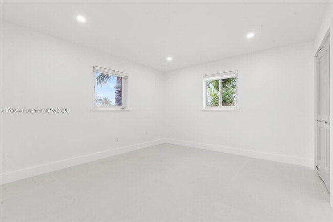 Building Photo - 8860 SW 160th St