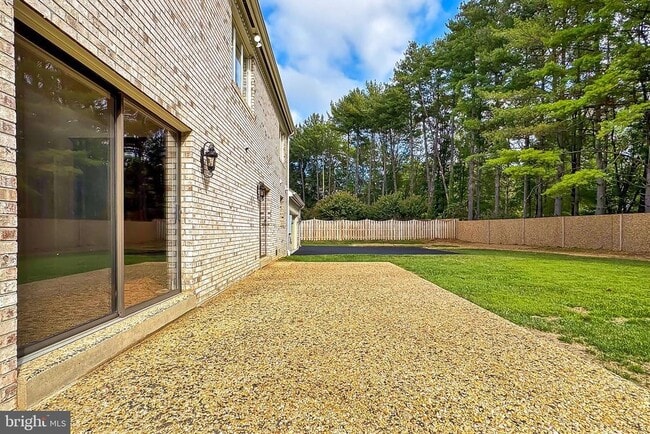 Building Photo - 6294 Dunaway Ct