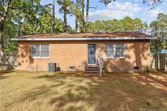 Building Photo - 412 Morley Dr