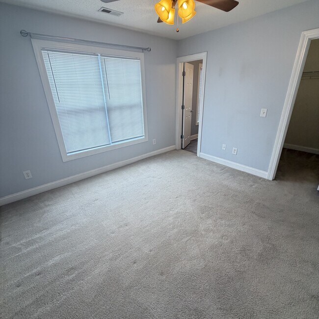 Building Photo - 4235 Dudleys Grant Dr