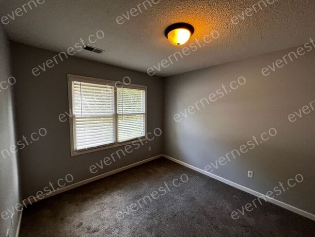Building Photo - 5212 Falling Creek Ln