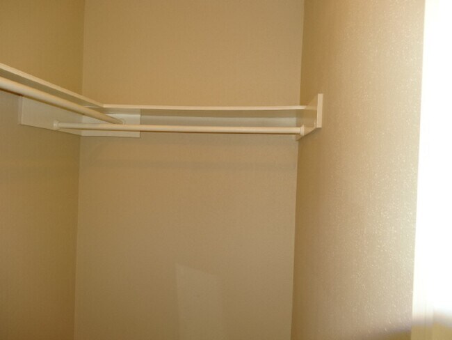 Building Photo - 5522 Deep Forest Dr