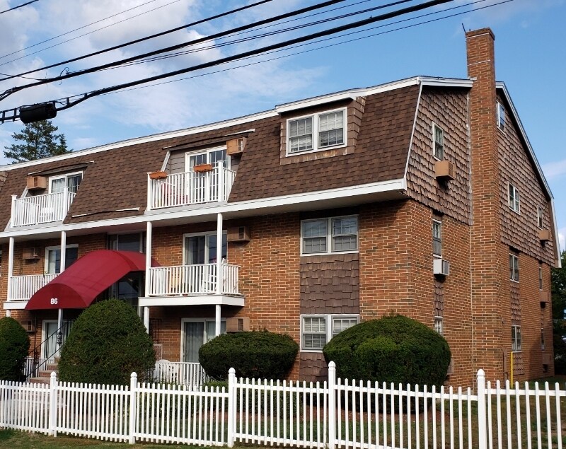 Building Photo - 86 Beacon St