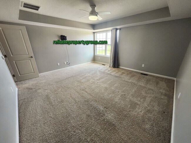 Building Photo - New Listing in Fort Wayne