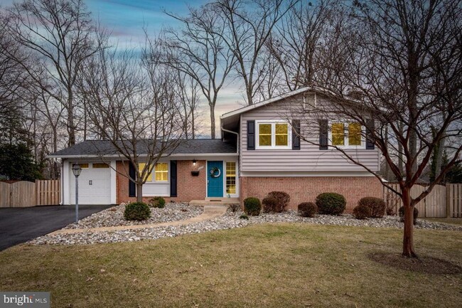 Primary Photo - 2405 Cedar Ln
