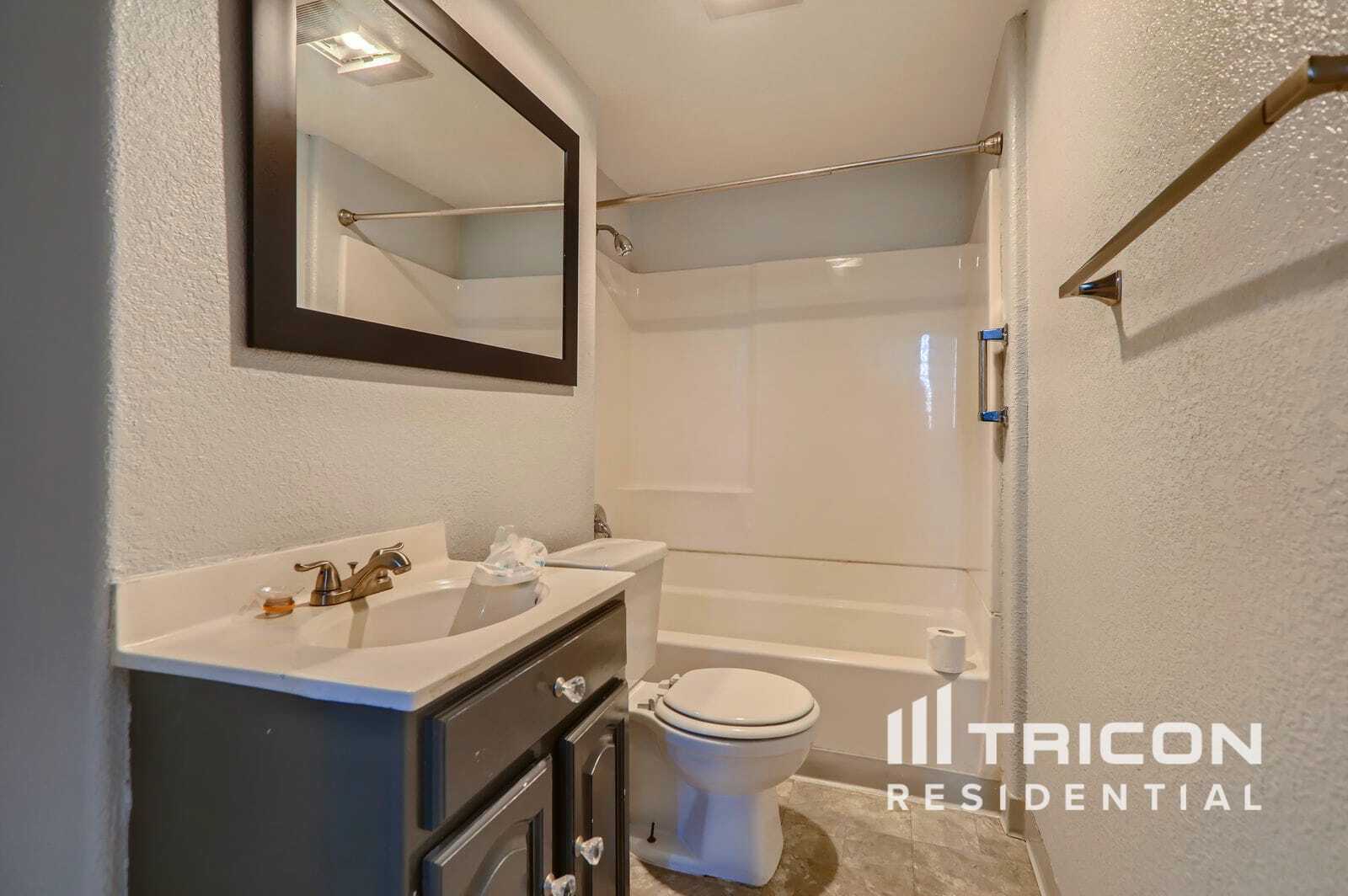 Building Photo - 21898 E Alamo Ln