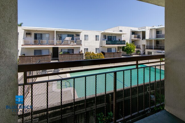 Building Photo - 5452 Corteen Pl