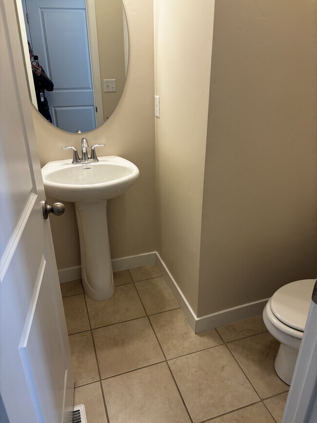 Building Photo - 4478 W 2550 N