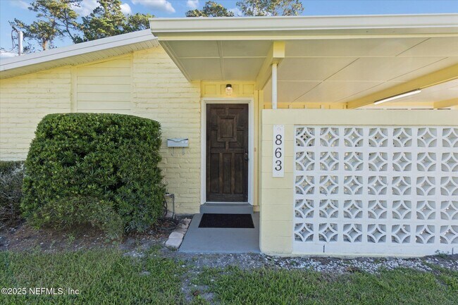 Building Photo - 863 Westgate Dr