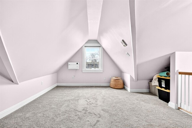 Building Photo - 14 Columbia Pl