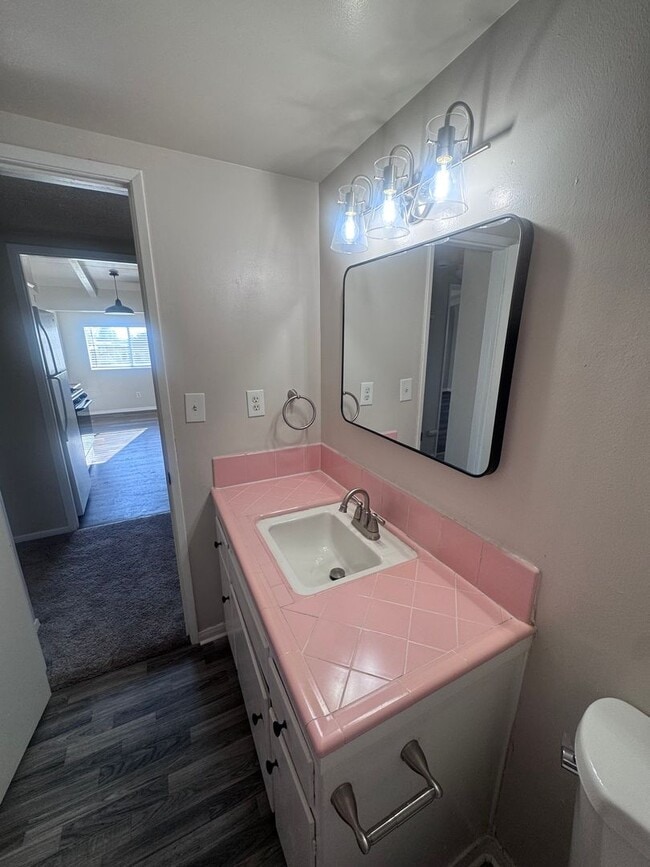 Building Photo - 671-677 Illinois Avenue