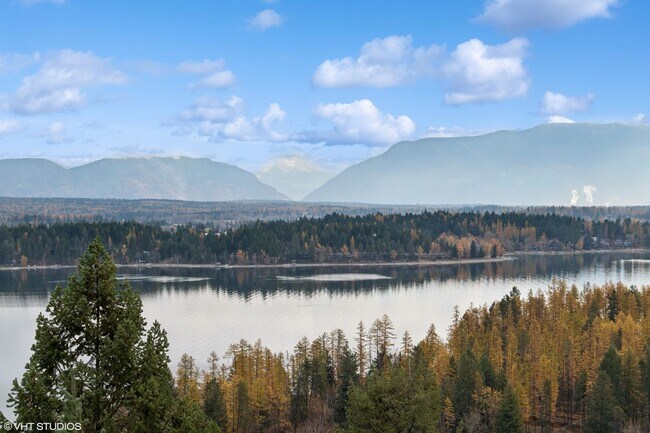 Building Photo - Lion Mountain Two Bedroom with Whitefish Lake Views