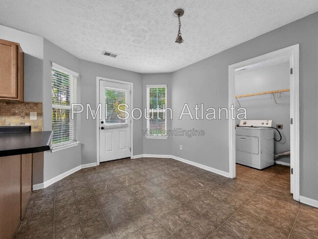Building Photo - 5722 Shoals Pl Trail