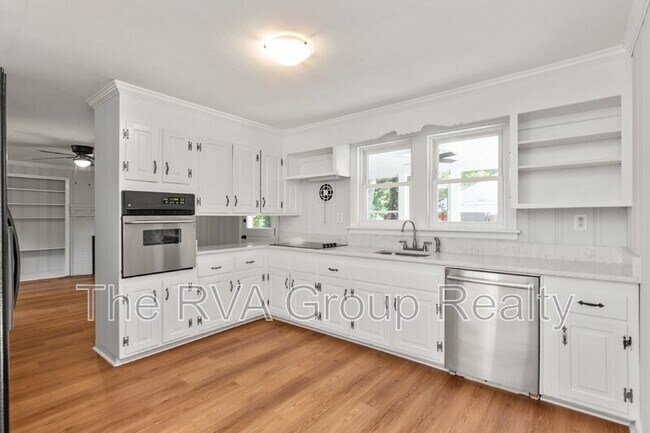 Building Photo - 6220 Debora Dr