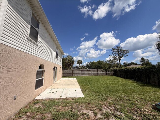 Building Photo - 4 Princess Geraldine Pl