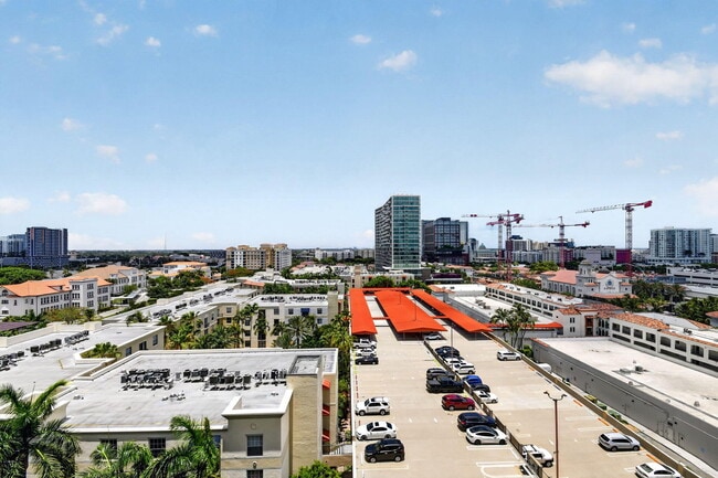 Building Photo - 651 Okeechobee Blvd