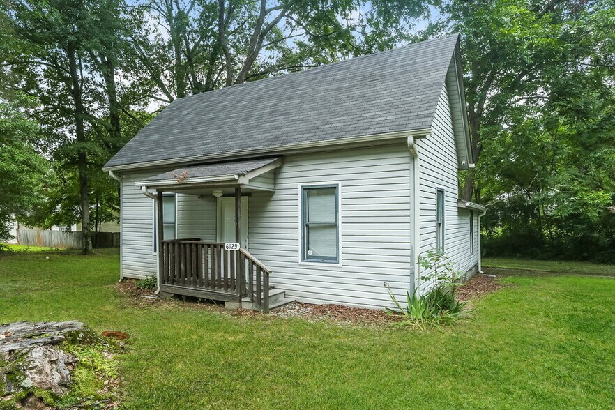 Building Photo - 6129 Sorrell St NE