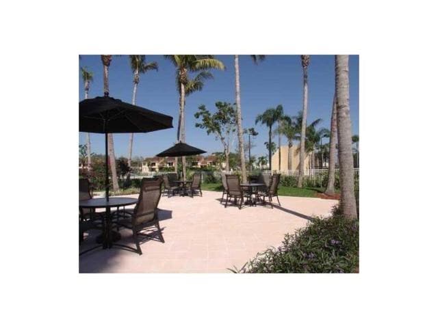 Building Photo - 951 Lyons Rd