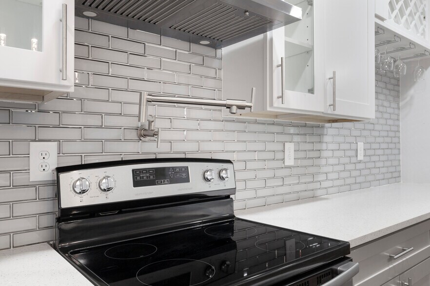 Building Photo - 864 Mildred Pl NW