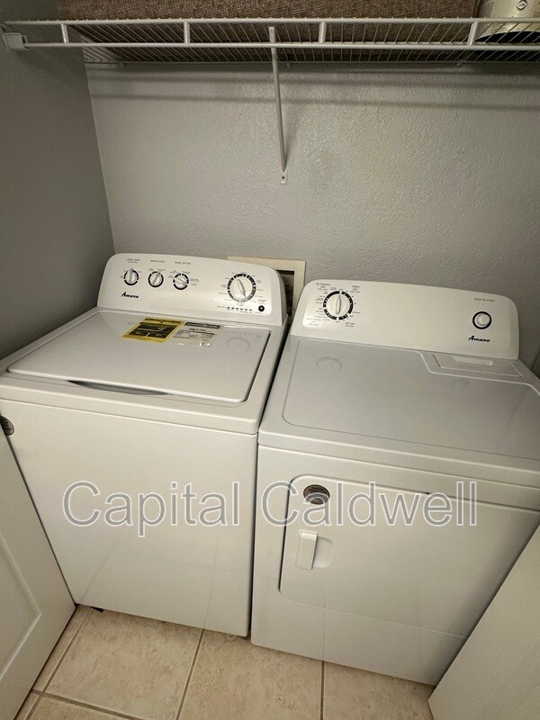 Building Photo - 5440 S MacDill Ave