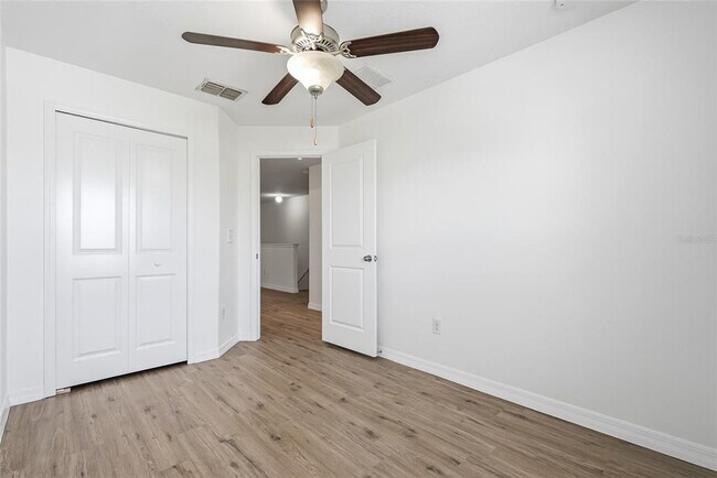 Building Photo - 12942 Utopia Gdns Wy