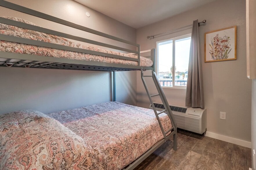 Building Photo - 1313 Morena Blvd