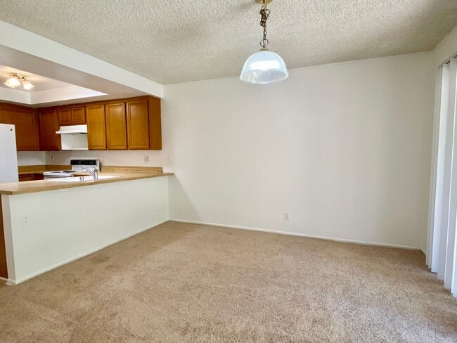 Building Photo - 3654 Summershore Ln